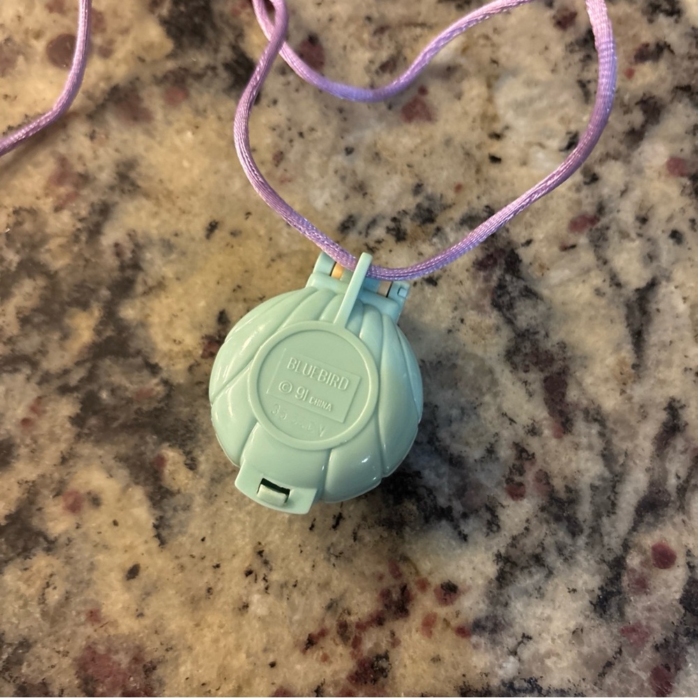Vintage polly pocket necklace with Purple Cord - Picture 6 of 7